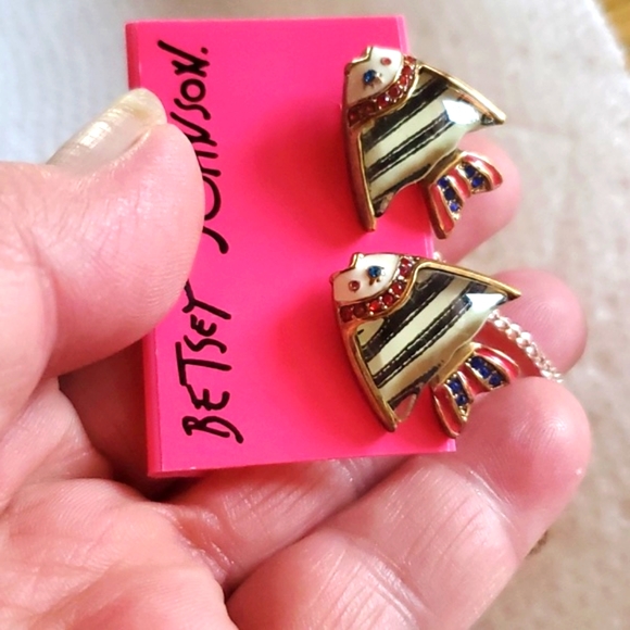 "New"Betsey Johnson Fish Earrings - Picture 5 of 6